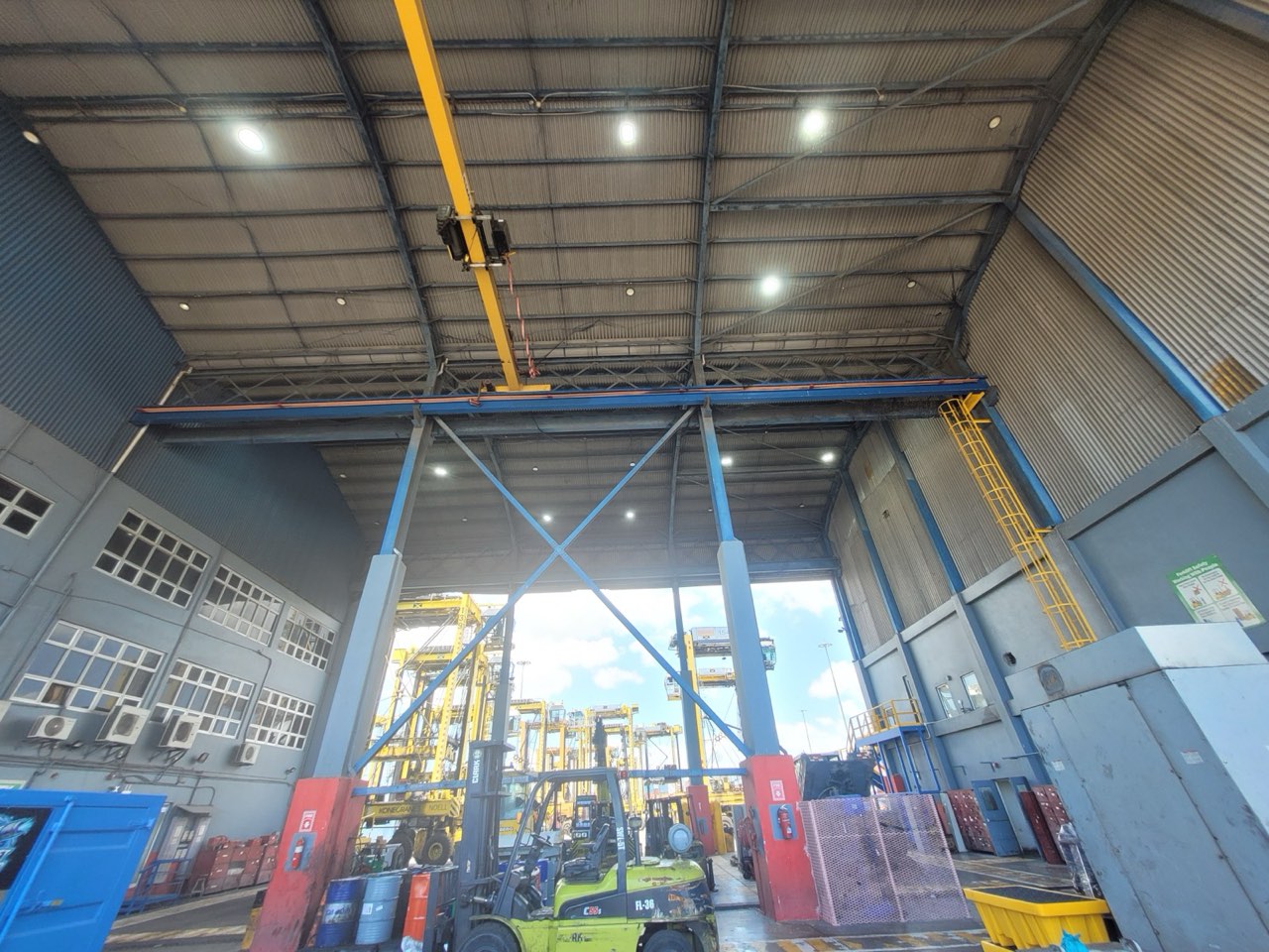 Kingston Freeport Terminal Limited (KFTL) – Building Assessments — workshop interior