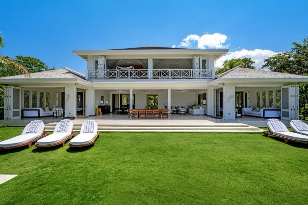 Round Hill Hotel & Villas — one love villa